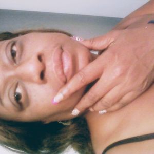 Meet your Posher, Loette